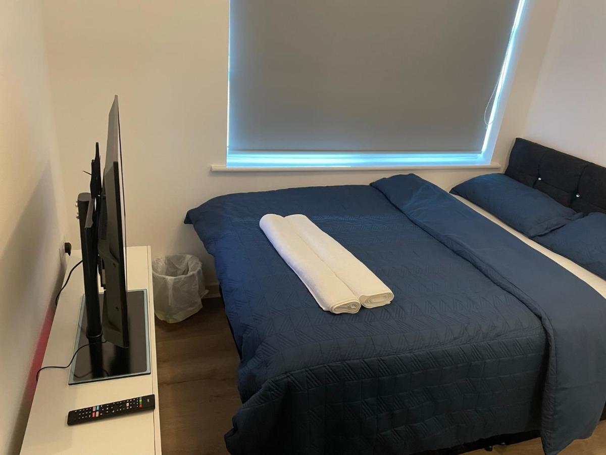 King Dems Home Dagenham Dış mekan fotoğraf